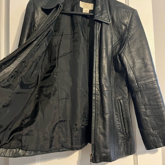 Vintage black genuine leather jacket - Picture 5 of 8